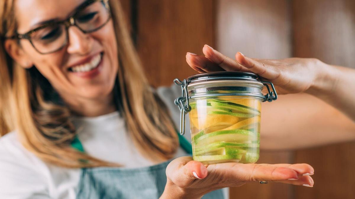 The Role of Gut Health in Overall Well-being: Probiotics and Prebiotics Explained